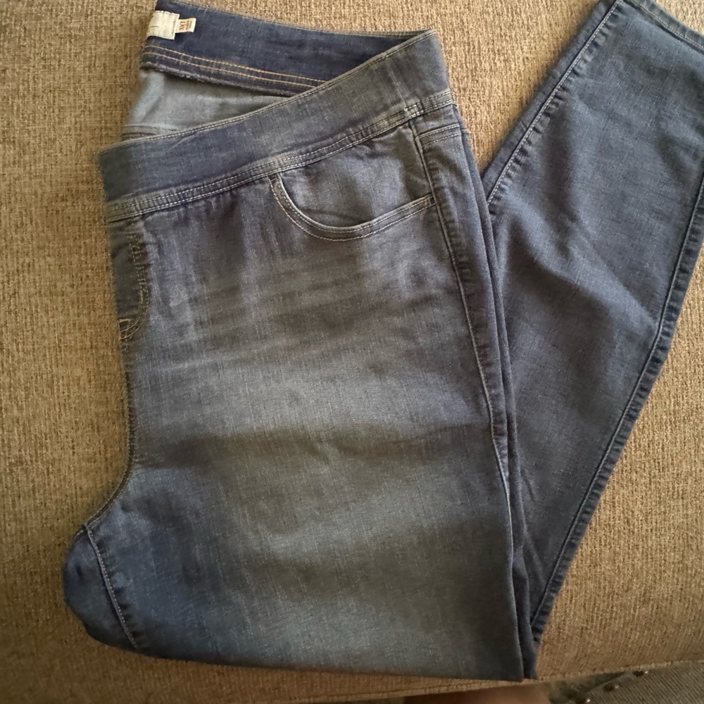 Lean Jean Legging